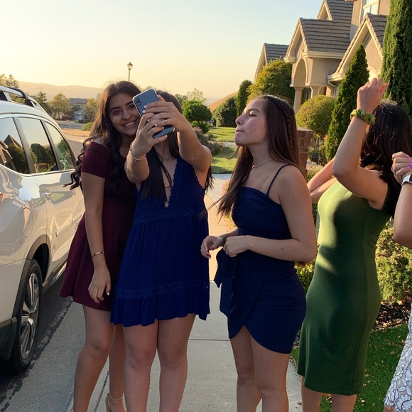 Meet your Posher, Hooriya - Picture 1 of 1